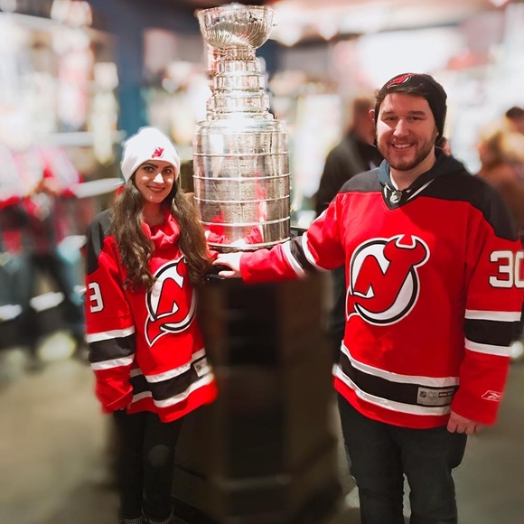 Meet your Posher, Harris - Picture 1 of 1